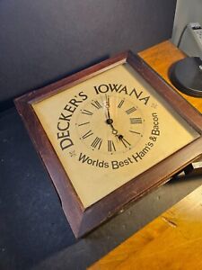New Haven Advertising Clock With Deckers Iowa Hams Clock Runs And Stops No Key