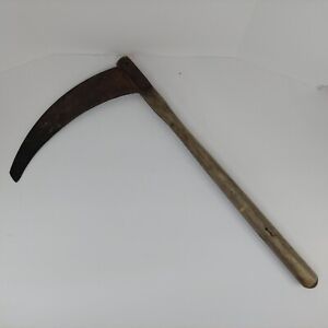 Vintage Antique Farm Field Tool Old Corn Knive Folding Scythe Rusted Scary Blade