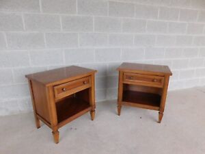 Thomasville Hollywood Regency Style Nightstands A Pair