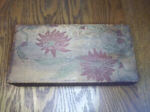 Antique Wooden Box Pyrography Poinsettia Design On Box Outside Inside Lid Z20