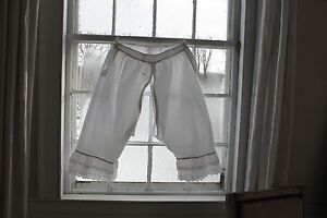Culottes Vintage French White Cotton Crotchless Bloomers Broderie Anglaise 1930s