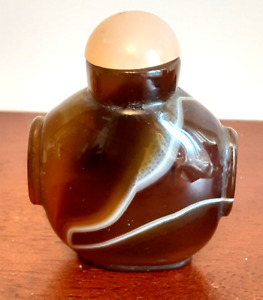 Antique Chinese Agate Snuff Bottle