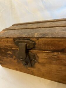 Antique Primitive Handmade Hinged Box Rustic Chest Trunk Patina 11 5 X6 5 X5 5 