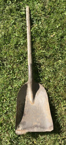 Vintage Garden Tools Farm Shovel Primitive Wood Handle Old Rusty Shovel 36 