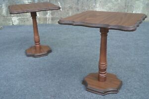 Mid Century Modern Wood Grain Formica Tulip Style Base Pedestal Table