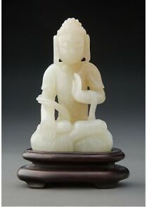 A123 A Chinese White Jade Carved Buddha 19th 20th Century