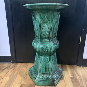 Atq 1880s Chinese Hand Made Green Glazed Ceramic 27 Hourglass Garden Stool Seat