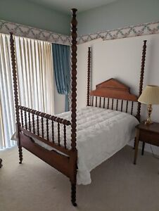 Antique 1920s Cherry Wood Jenny Lind Bedframe W 4 Posters New Mattress 