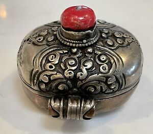 Antique Tibetan Gau Silver Copper Coral Buddhist Prayer Box Patina 2 5 Rare