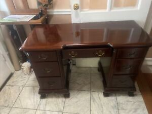 Very Nice Kling Antique Solid Mahogany Kneehole Writing Desk