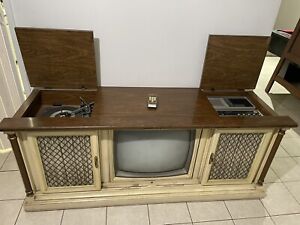 Magnavox Tv Cabinet Circa 1968 