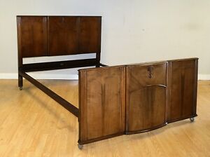 Elegant C W S Art Deco Walnut Brown Double Frame Bed On Wheels Part Of A Set