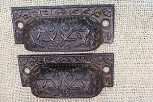 2 Old Bin Drawer Pulls Cup Handles Windsor Leaves 3 1 2 Victorian Cast Iron