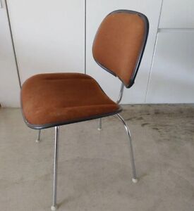 Vintage 1971 Original Eames Herman Miller Cushion Type Chair Dcm