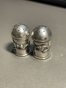 Fabulous Chinese Export Silver Pair Salt Pepper Shakers Dragon Sterling Antique