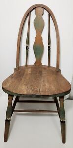 Antique Winsdor Splat Bow Spindle Back Chair Vintage