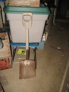 Vintage Garden Trench Tiling Spade Shovel 36 1 2 Long D Handle Farm Decor Usa