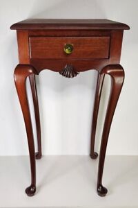 Vtg Cherry Wood Cabriole Leg Accent Side Table Glass Pull Dovetailed Drawer
