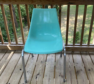 Eames Style Krueger Fiberglass Turquoise Chair Vintage Made In Usa