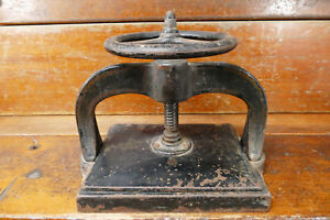 Vintage Antique Victorian Cast Iron Book Press Bookbinding Tool 4