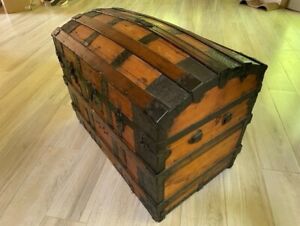 Large Beautiful Antique Vintage Dome Top Steamer Storage Chest Trunk