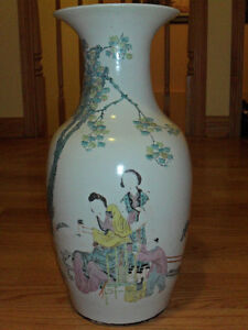 Late 19th Early 20th C Antique Chinese Oriental 18 Vase Signed