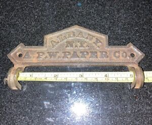Antique Cast Iron A P W Paper Co Toilet Paper Holder Albany New York 2 Hands