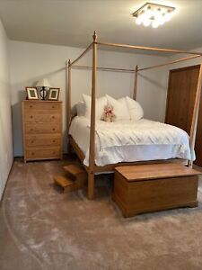 Solid Hand Crafted White Oak Four Poster Bedroom Set