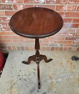 Vintage Mahogany Plant Stand Fern Stand Pedestal Table 3 Leg